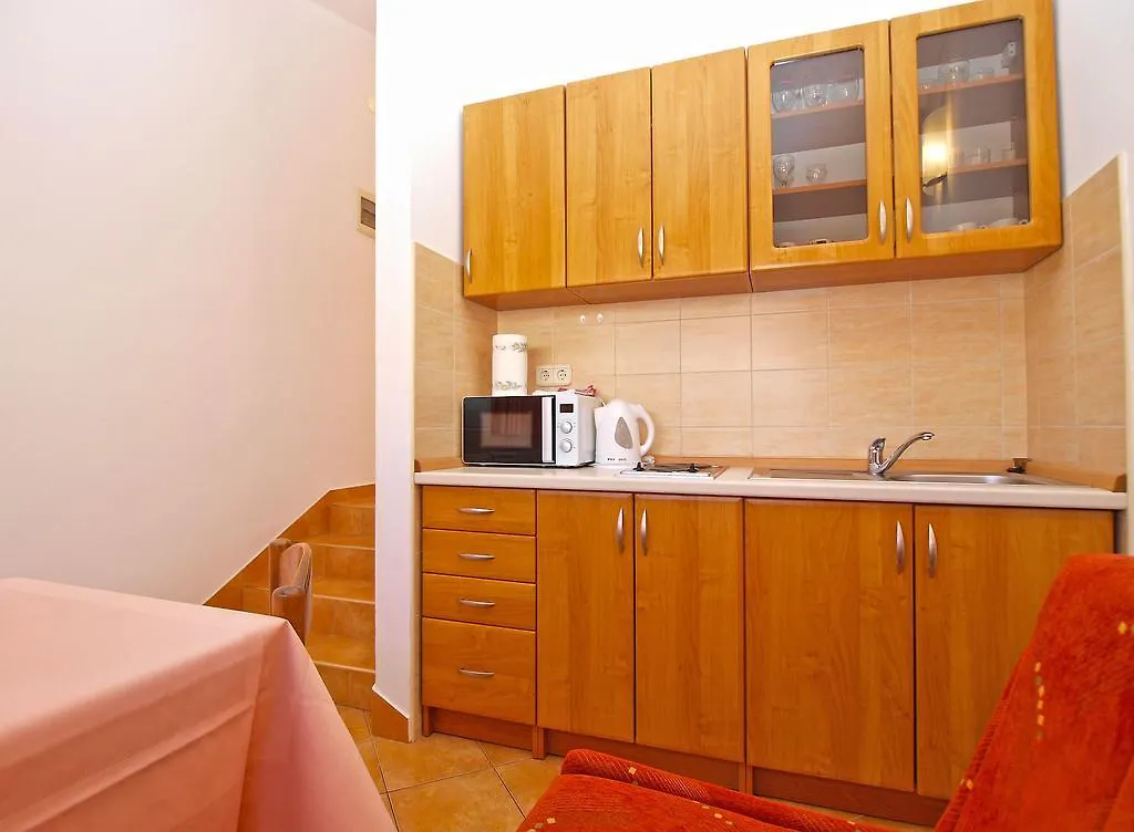 PUY Apartments Lidija 1305