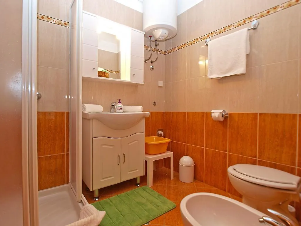 PUY Apartments Lidija 1305