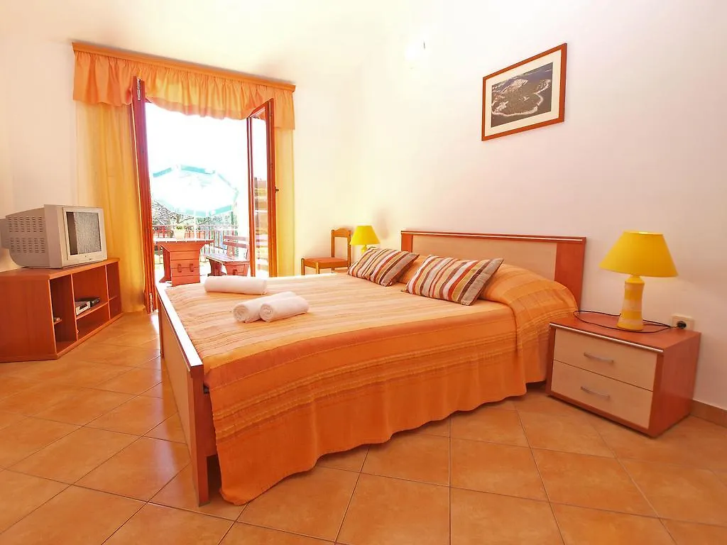 PUY Apartments Lidija 1305